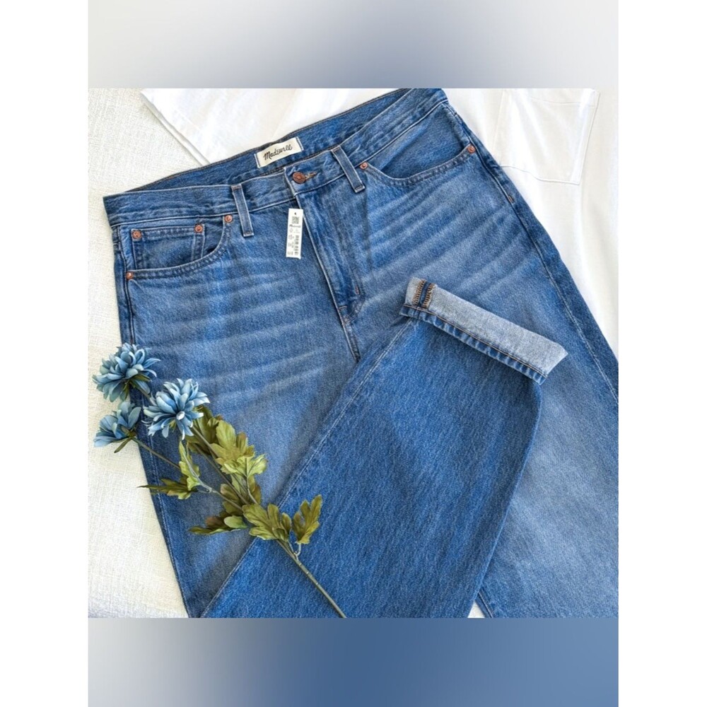 Madewell slouchy boyjean.